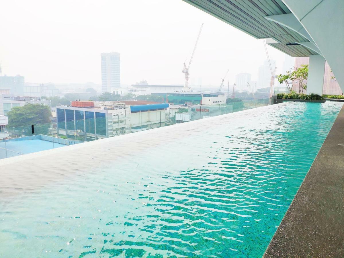 5-Star Apartment + Infinity Pool, 4 Pax, 1 Min To Jaya One Petaling Dzsaja Kültér fotó